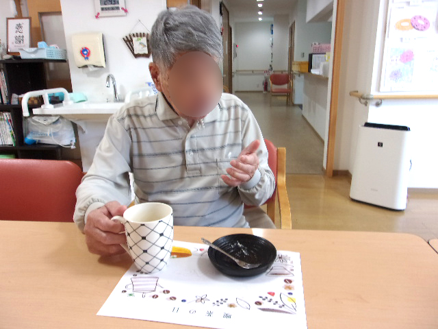 かき氷を召し上がられるご利用者様