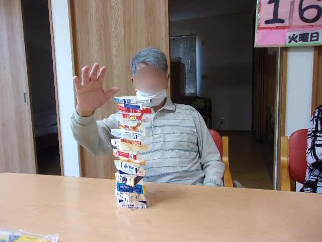 牛乳パック積み上げゲーム